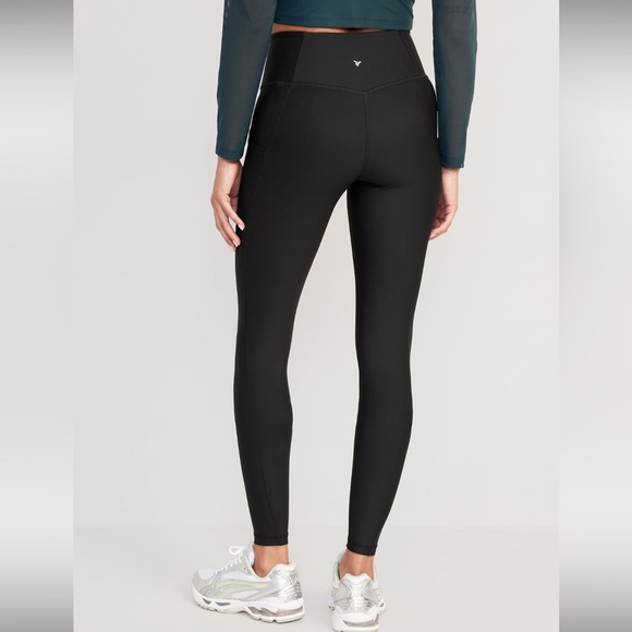 Old Navy Black High-Waisted Powersoft Full Length Leggings with Pockets Small - Picture 2 of 9